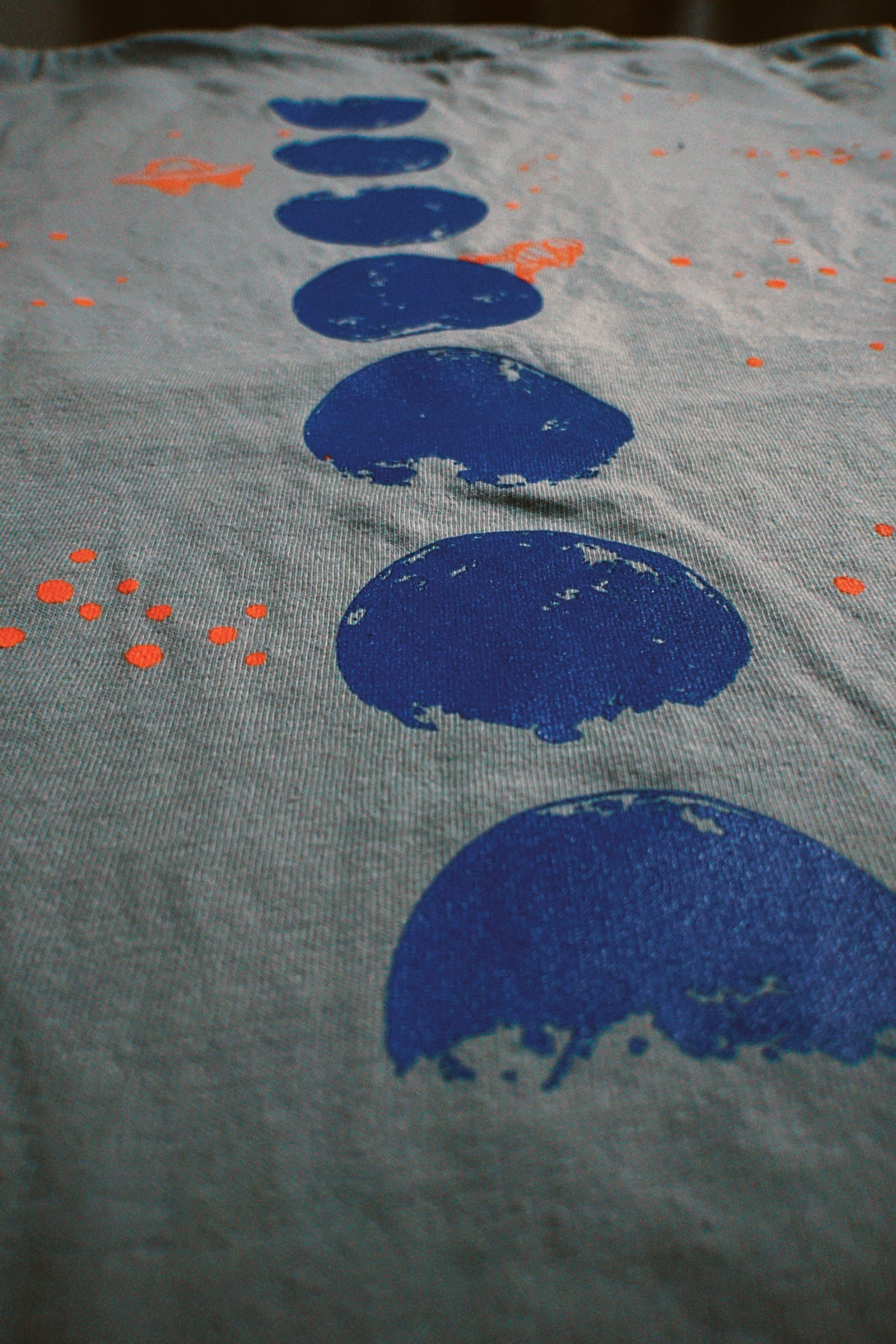 Be Change Aeronautics & Space Tee Back/Grey Blue Moons